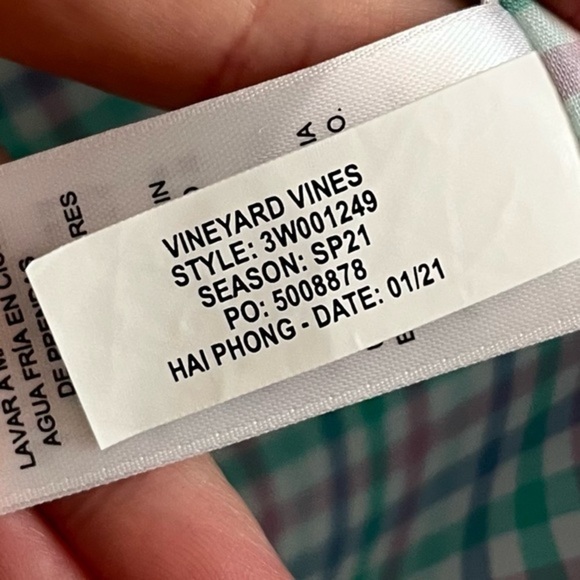 Vineyard Vines • Boys Poplin Whale Button Down Shirt - Picture 4 of 6